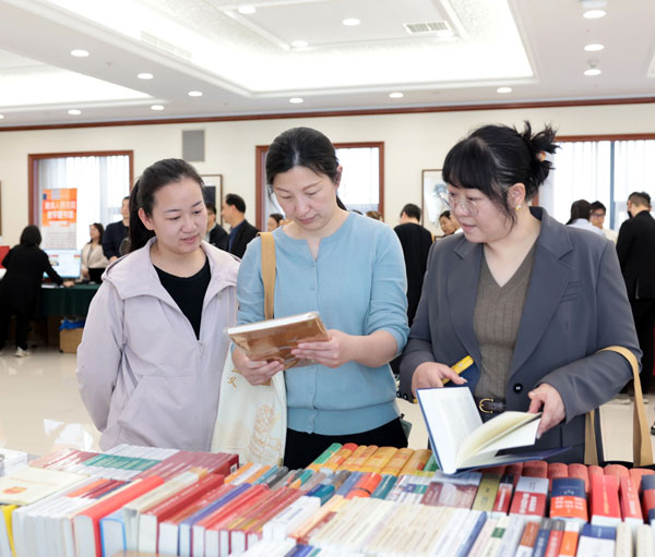 1745719335807559.jpg 5f5369540ce993558a0e690da9fa5069_20250425193151_63605.jpg